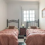 Elvira Apartment *
